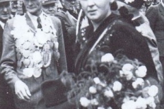 1952
